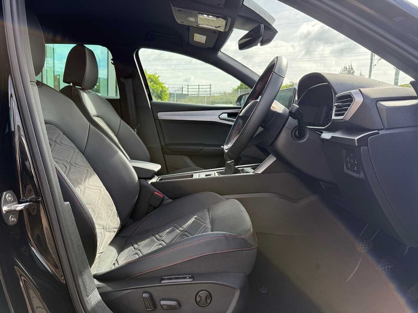 SEAT Leon 1.5 TSI EVO FR Sport 5dr